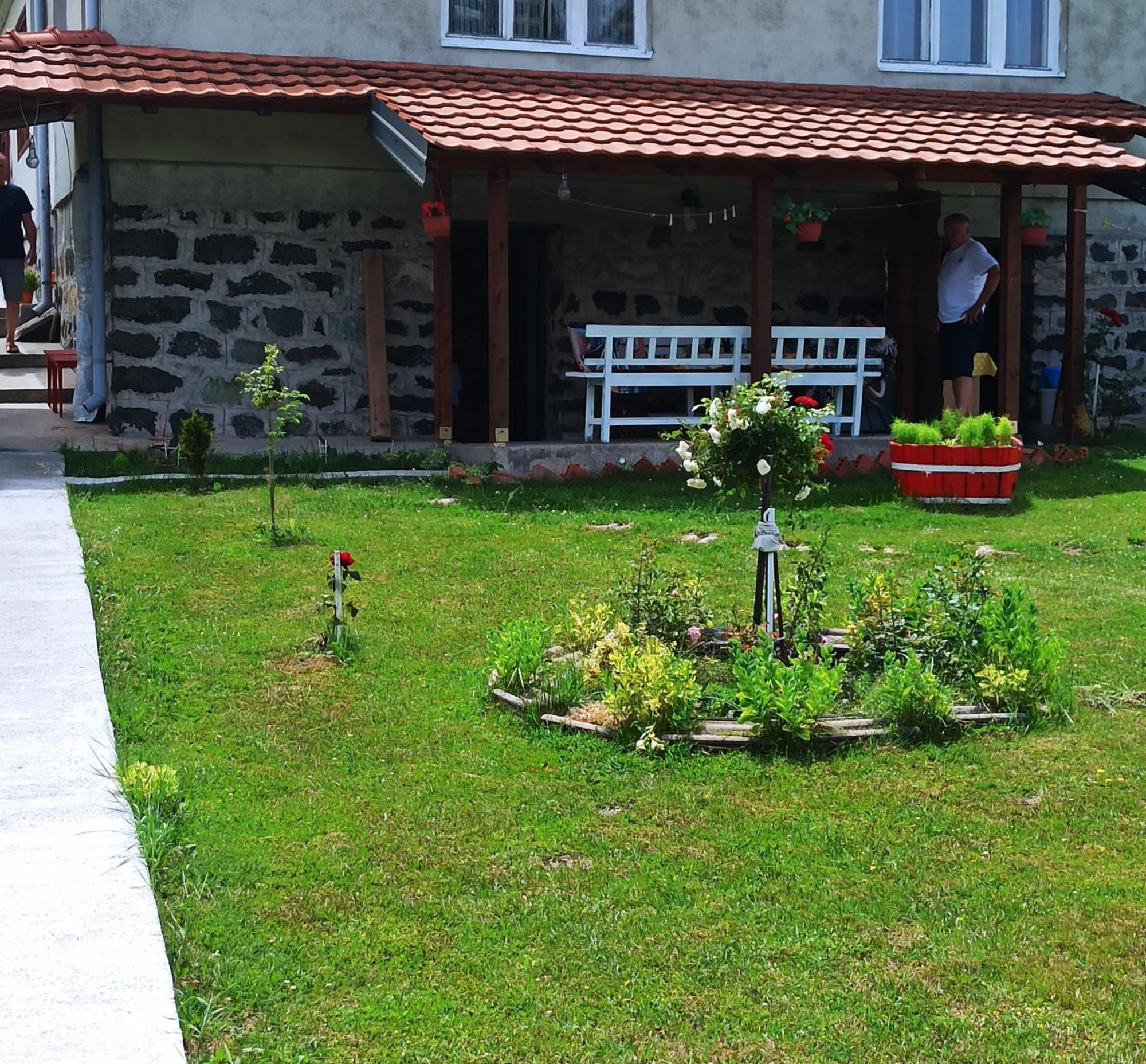 Apartamento Kuca Despot Kremna Exterior foto